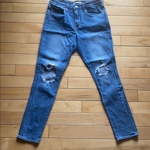 Women’s skinny Levi’s jeans